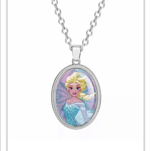 Disney Frozen Pendant Necklace Princess Elsa Oval Boxed Gift - Picture 5 of 6